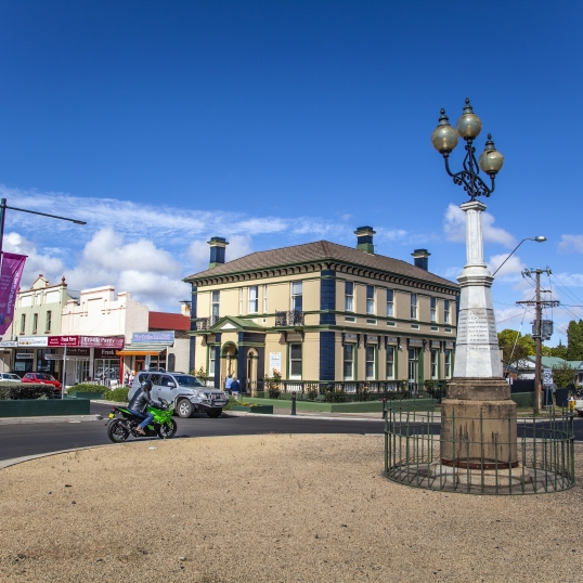 Glen Innes Highlands Glen Innes Highlands