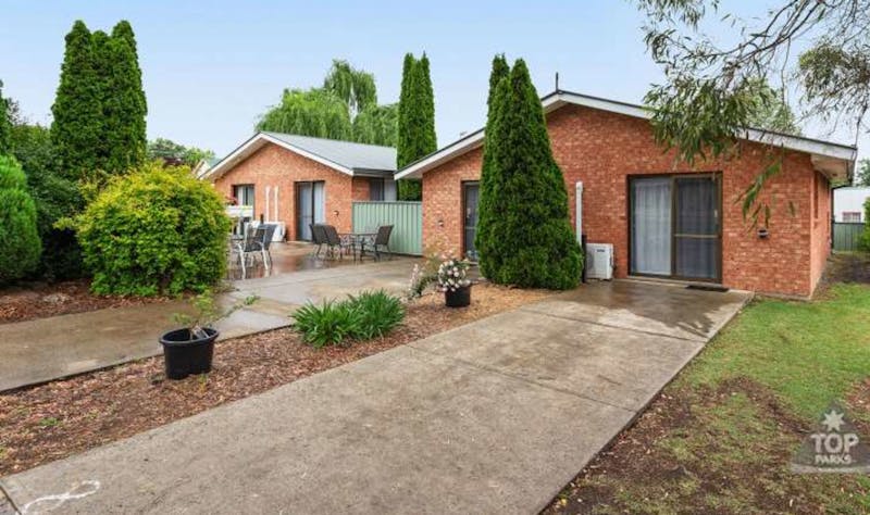 Fossicker Caravan Park